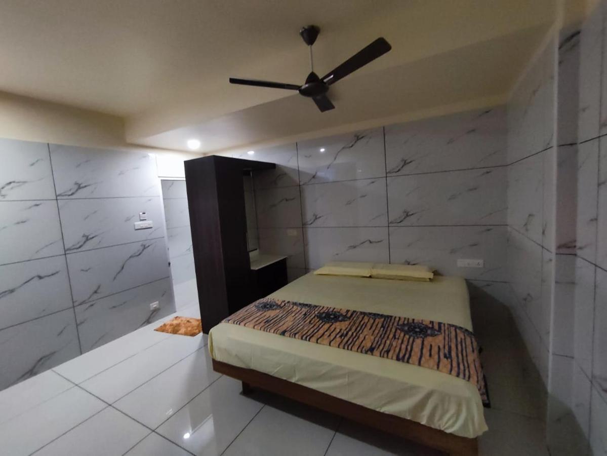 Appartamento Quilon Residency Kollam Esterno foto