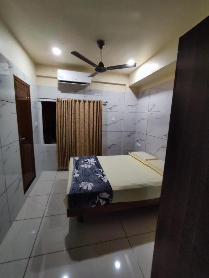 Appartamento Quilon Residency Kollam Esterno foto
